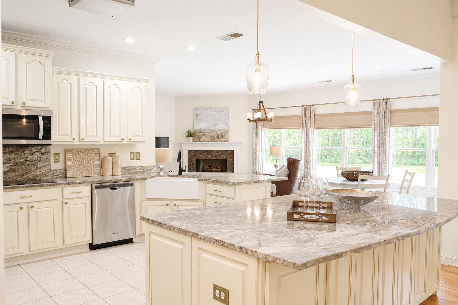 565 Schaeffer Loop Eads, TN 38028 - Photo 11 of 40 a kitchen with stainless steel appliances granite countertop a sink and counter space