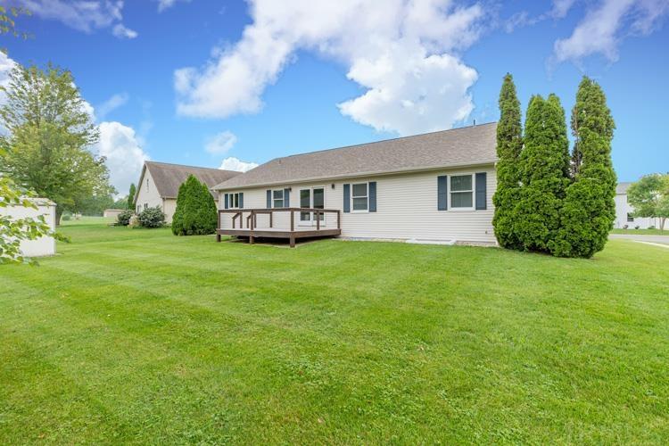 719 Mohawk Drive Nappanee, IN 46550 - Photo 2 of 36