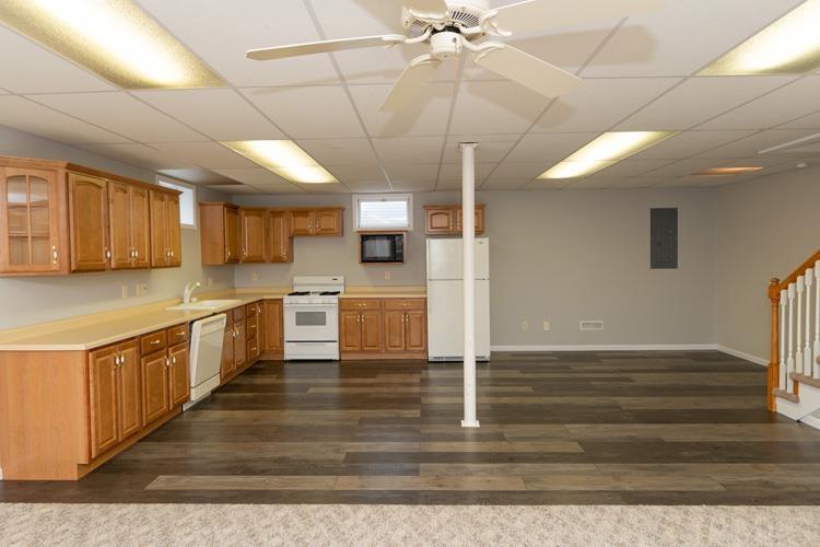 719 Mohawk Drive Nappanee, IN 46550 - Photo 26 of 36