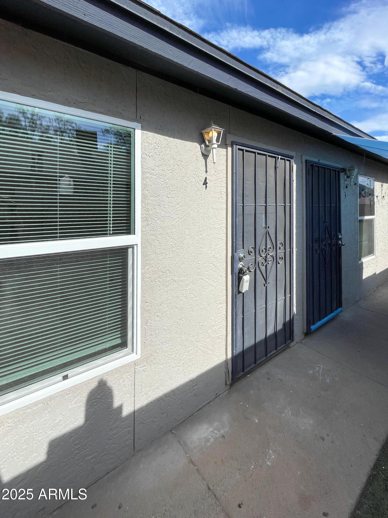 1421 East Fillmore Street, Unit 4 Phoenix, AZ 85006 - Photo 18 of 18 a view of outdoor space