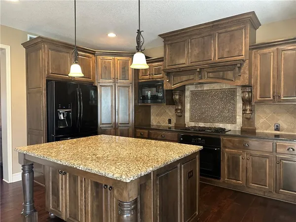 $699,900 | 15828 Hayes Street, Overland Park, KS 66221