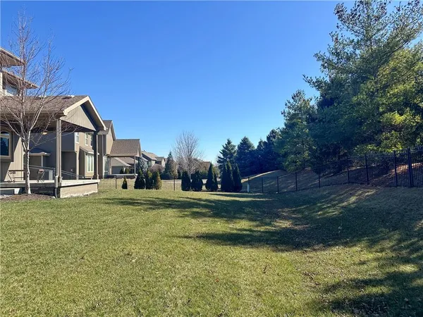 $699,900 | 15828 Hayes Street, Overland Park, KS 66221