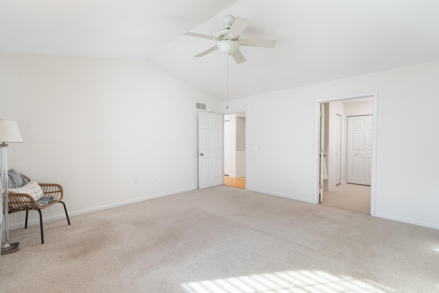 31 Rolling Oaks Road, Unit A Sugar Grove, IL 60554 - Photo 14 of 25 a view of an empty room