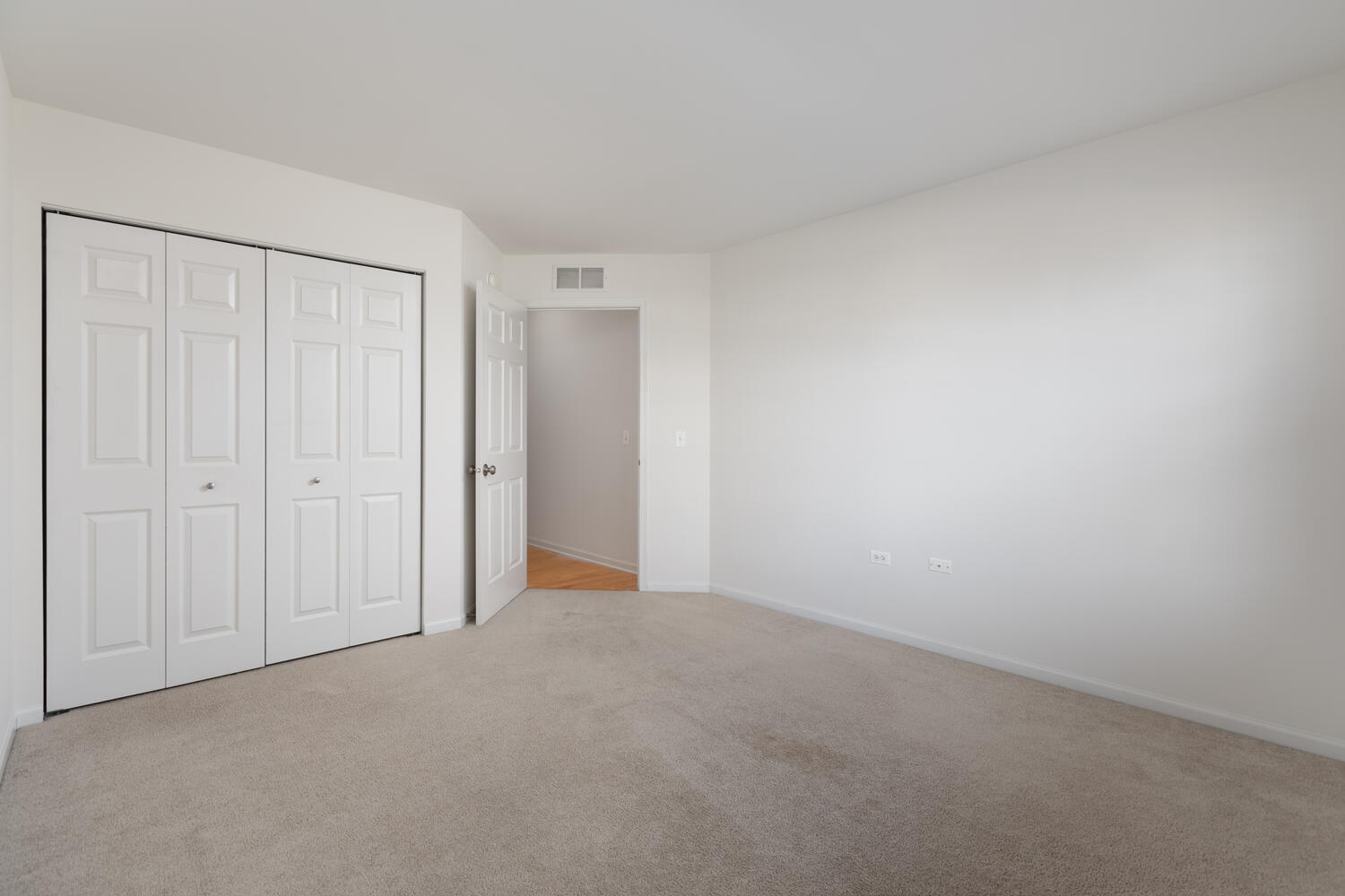 31 Rolling Oaks Road, Unit A Sugar Grove, IL 60554 - Photo 19 of 25 a view of an empty room