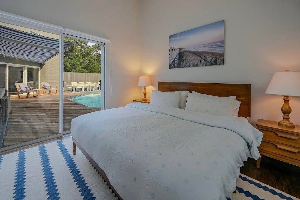 12 Rose Hill Road East Hampton, NY 11937 - Photo 10 of 17