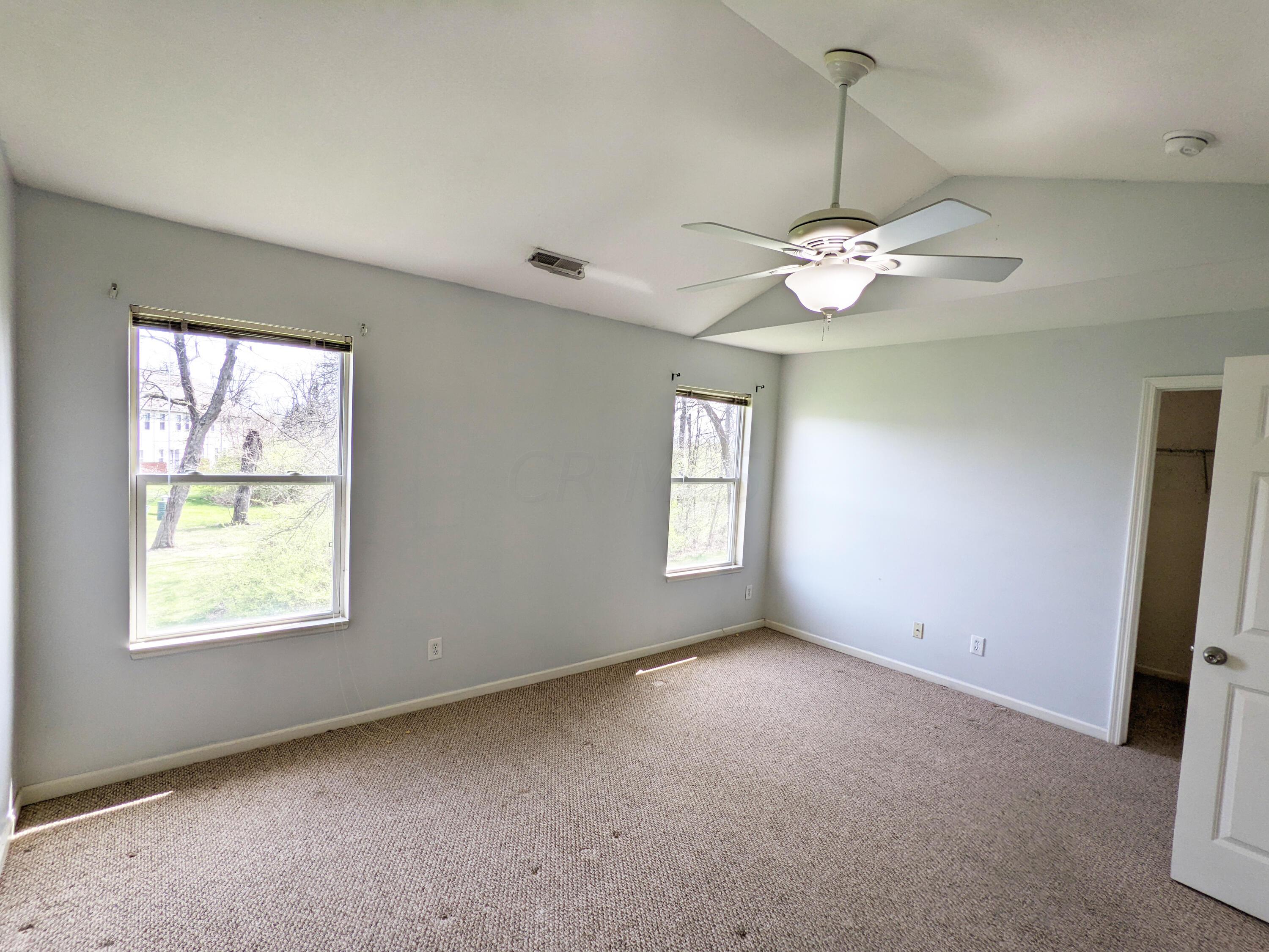 627 Herman Road Columbus, OH 43230 - Photo 18 of 33 17-MasterBed