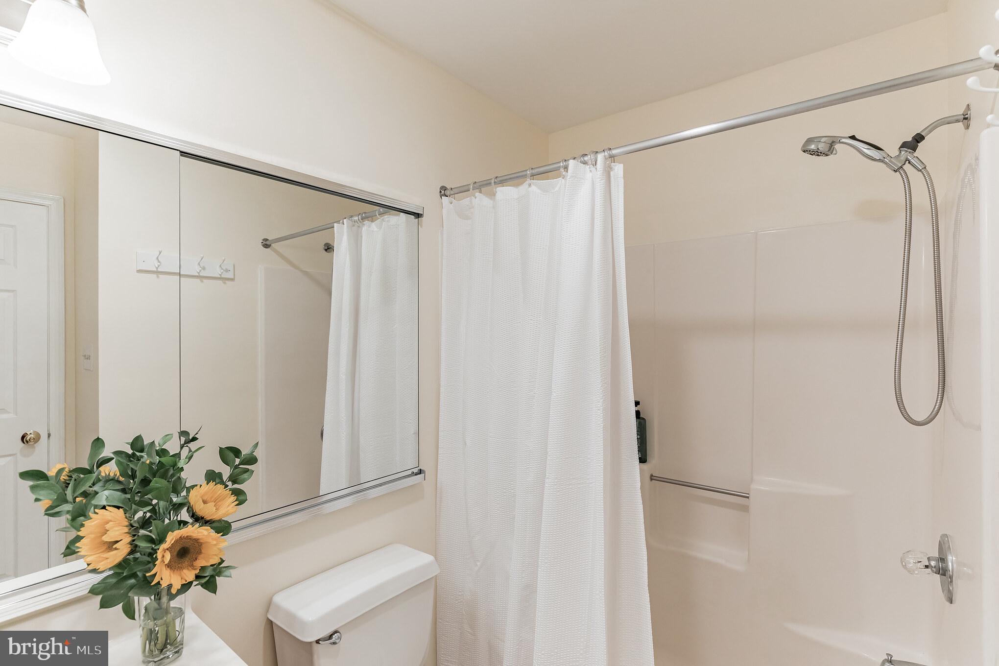 52 Eraser Road Moorestown, NJ 08057 - Photo 15 of 24 Hall Bathroom