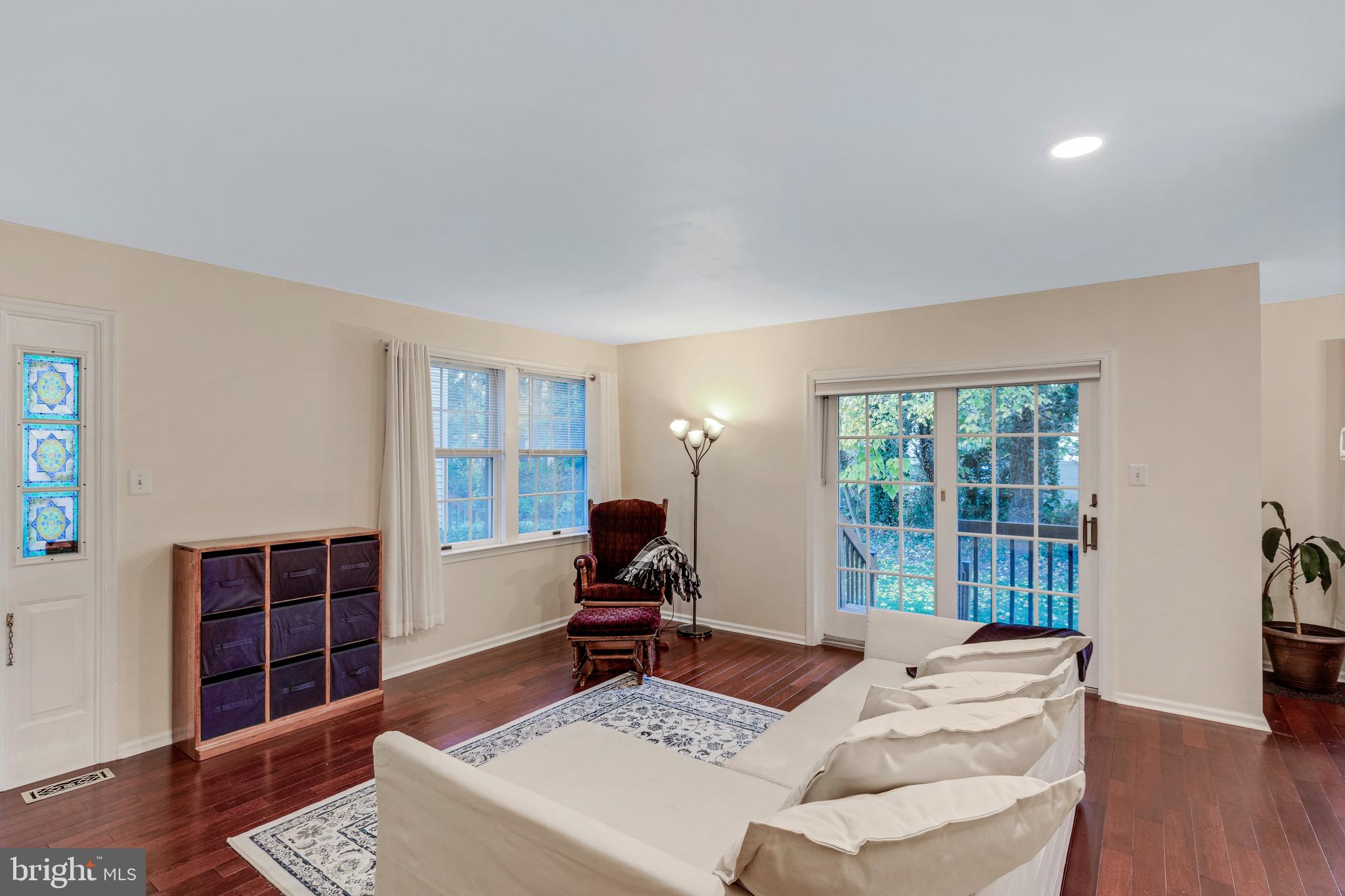 52 Eraser Road Moorestown, NJ 08057 - Photo 4 of 24 Looking from hallway into living room