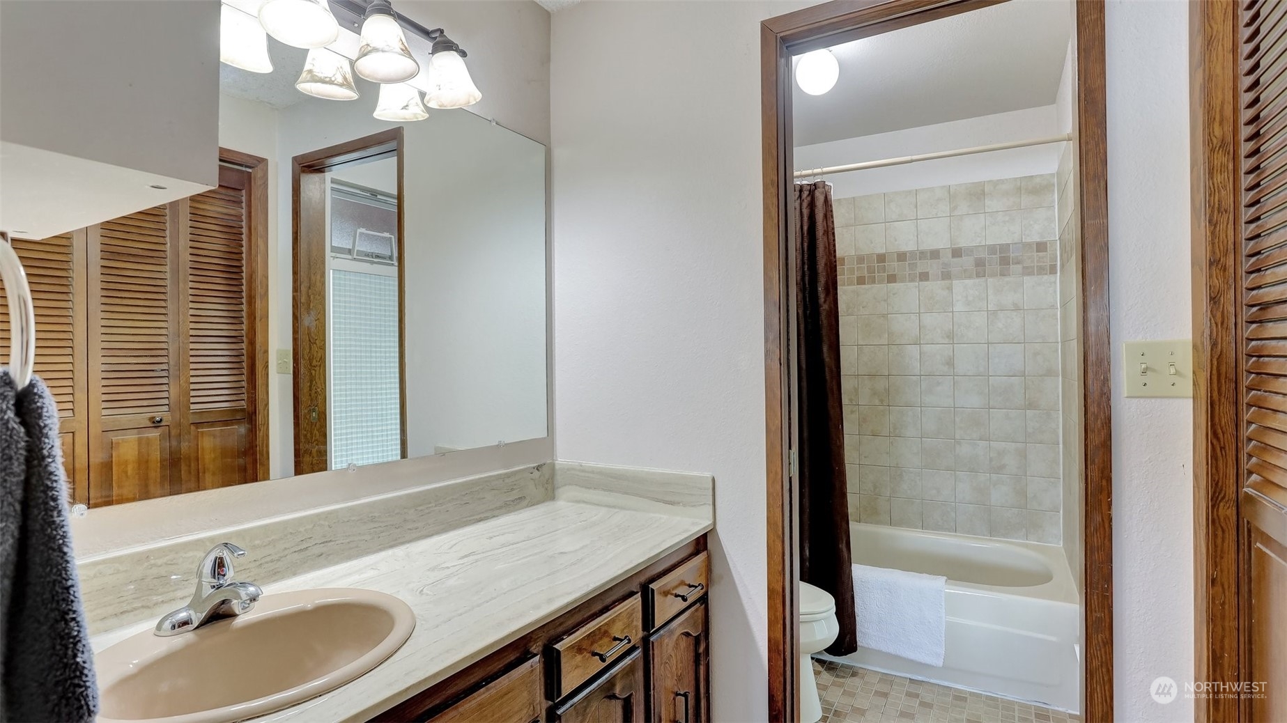 16726 157th Avenue Southeast Renton, WA 98058 - Photo 20 of 32 Gallery Image 20