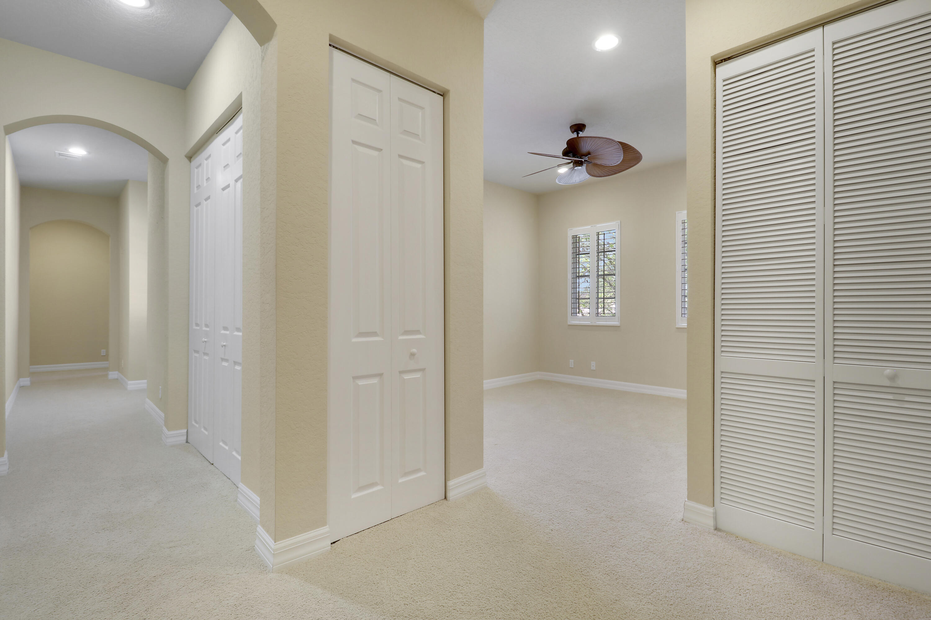 138 Tallow Trail Jupiter, FL 33458 - Photo 16 of 38 upstairs