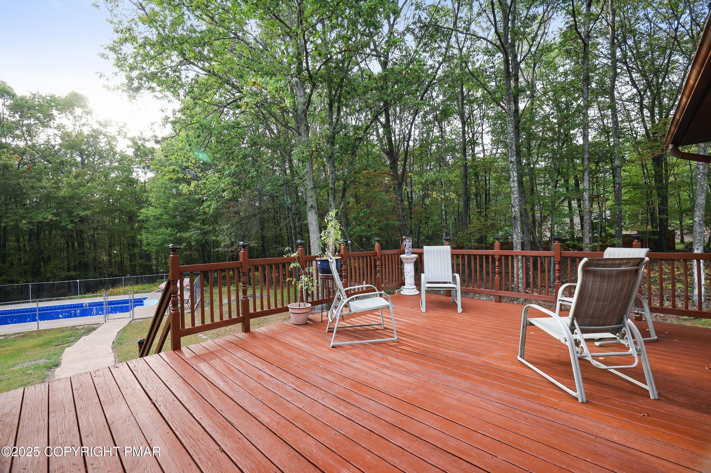 161 Shepherd Lane Swiftwater, PA 18370 - Photo 34 of 45 RBR55087