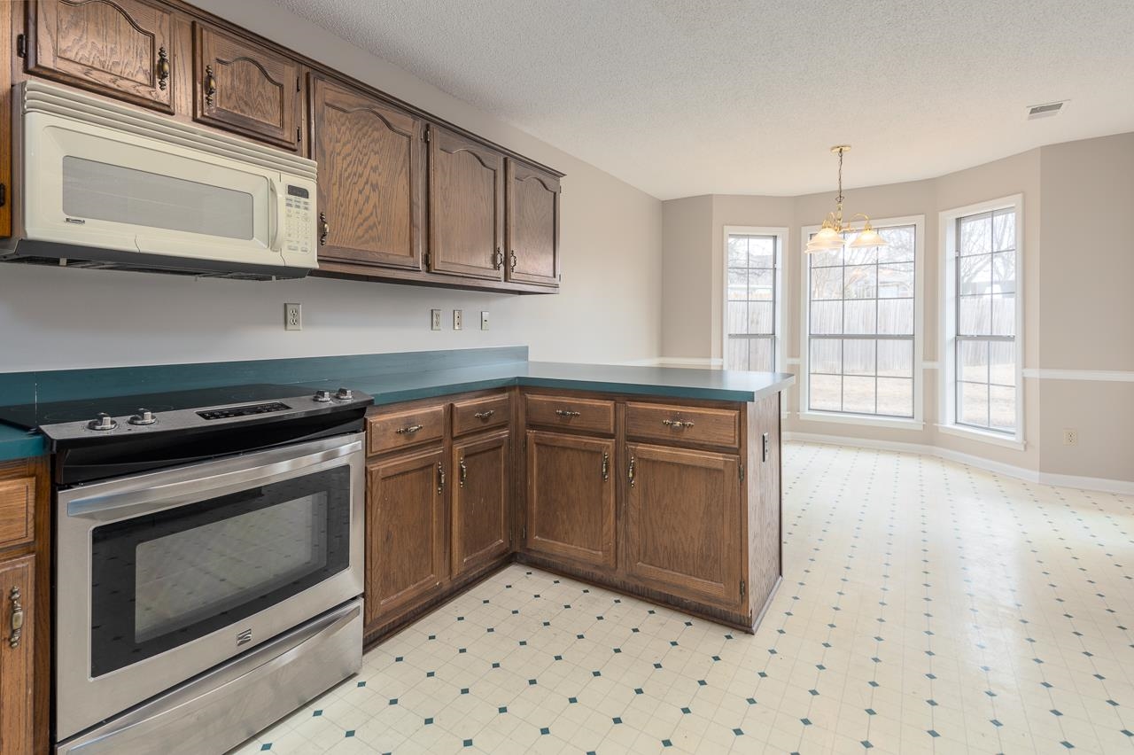 6701 Forrest Circle Bartlett, TN 38135 - Photo 13 of 28