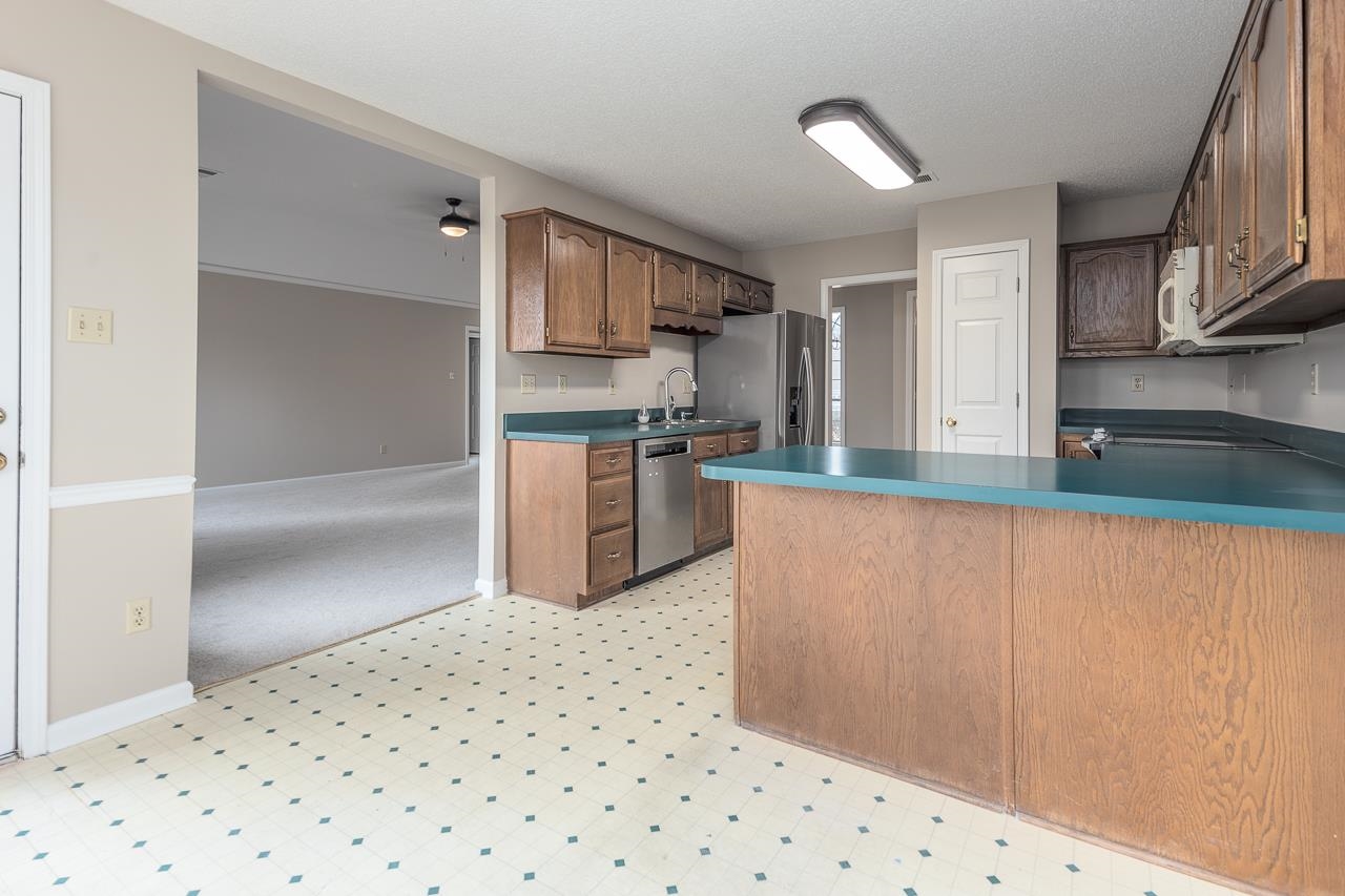 6701 Forrest Circle Bartlett, TN 38135 - Photo 17 of 28