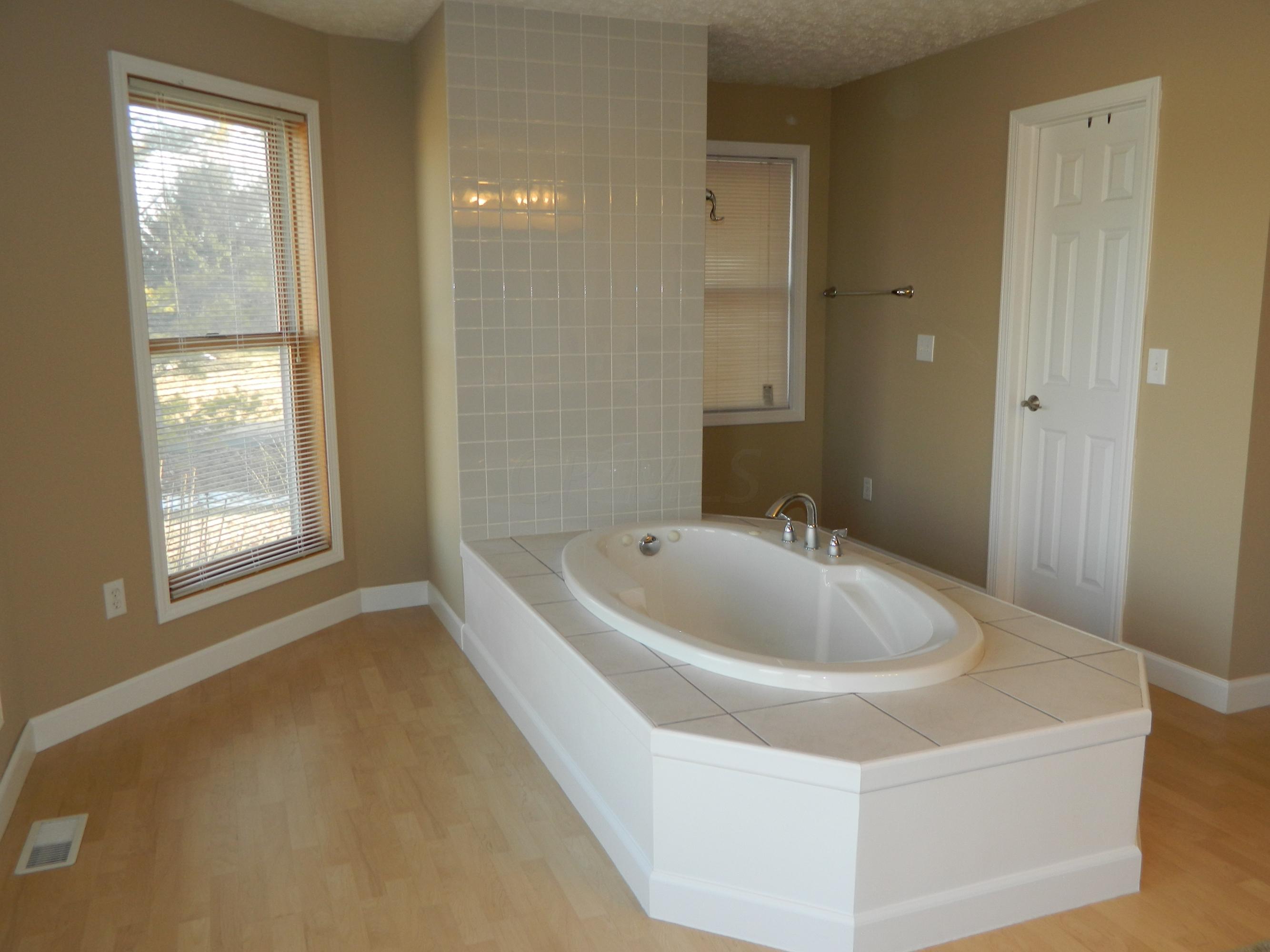 920 Amity Road Galloway, OH 43119 - Photo 17 of 19 Gallery Image 17