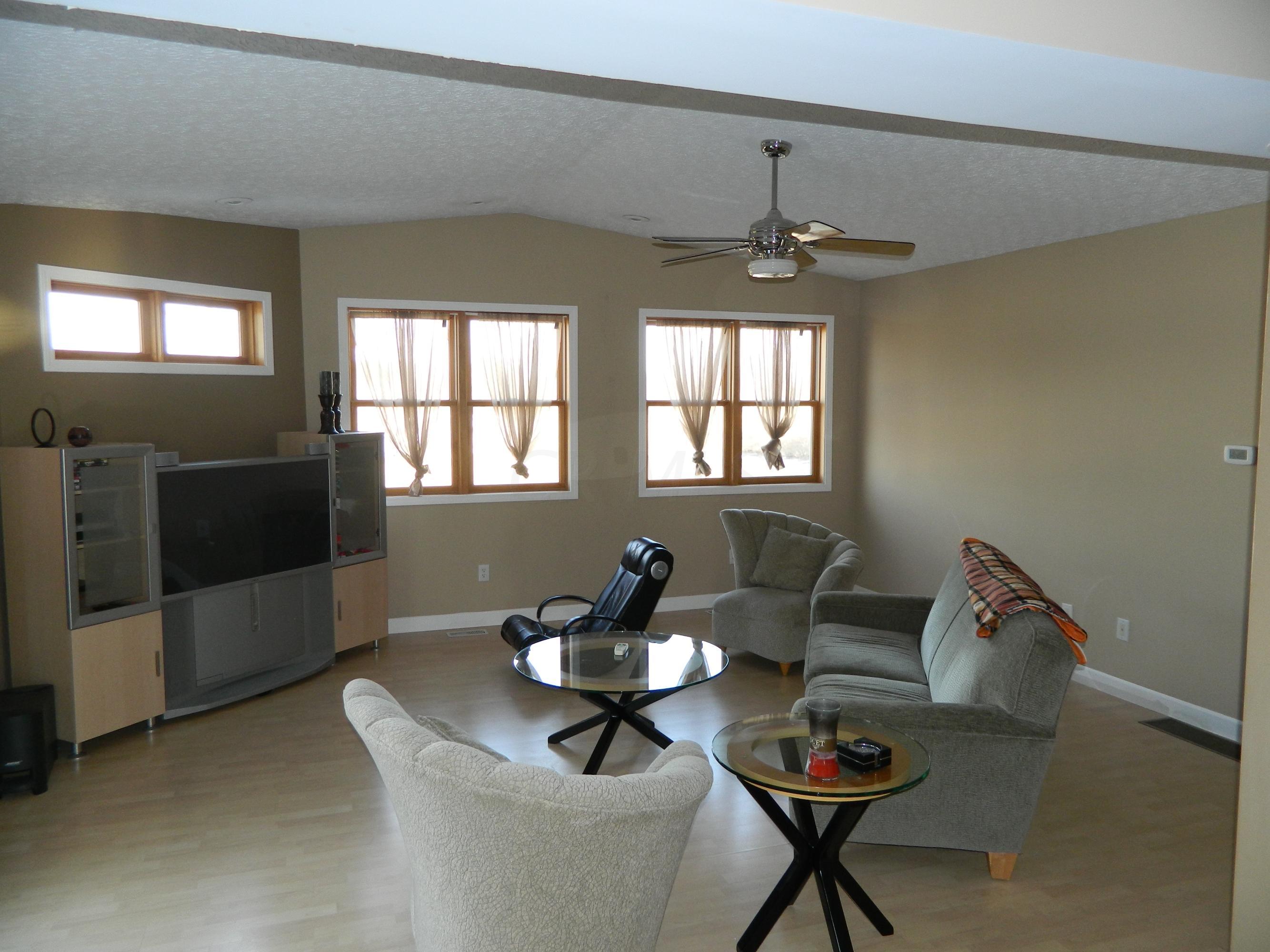 920 Amity Road Galloway, OH 43119 - Photo 8 of 19 Gallery Image 8