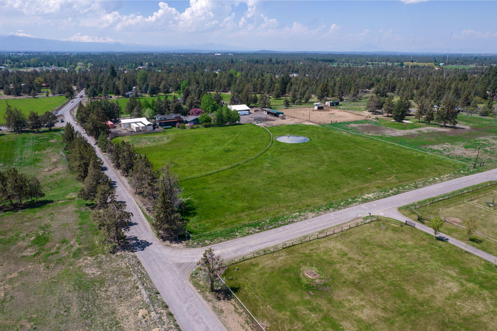 63402 Hamehook Road Bend, OR 97701 - Photo 40 of 42 40