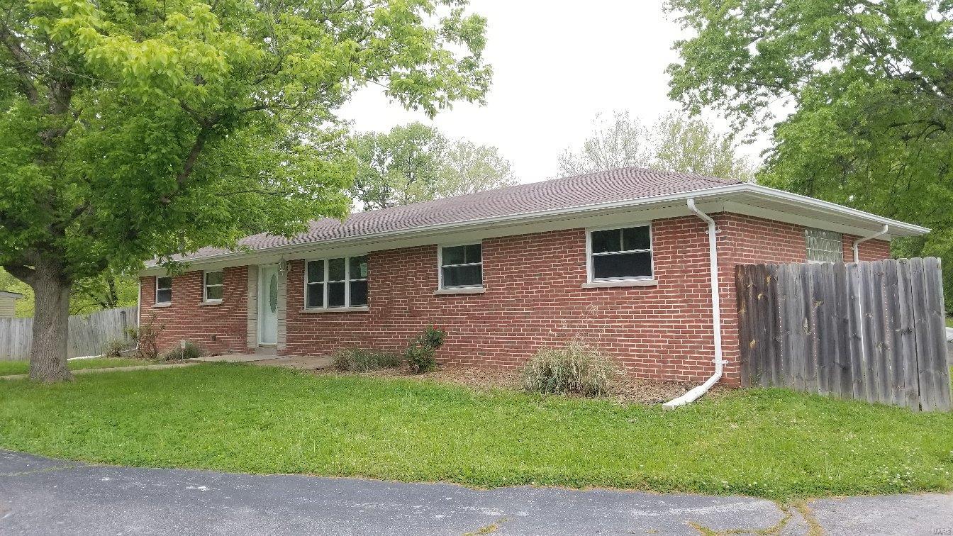 3667 Baumgartner Road St. Louis, MO 63129 - Photo 1 of 19 Gallery Image 1