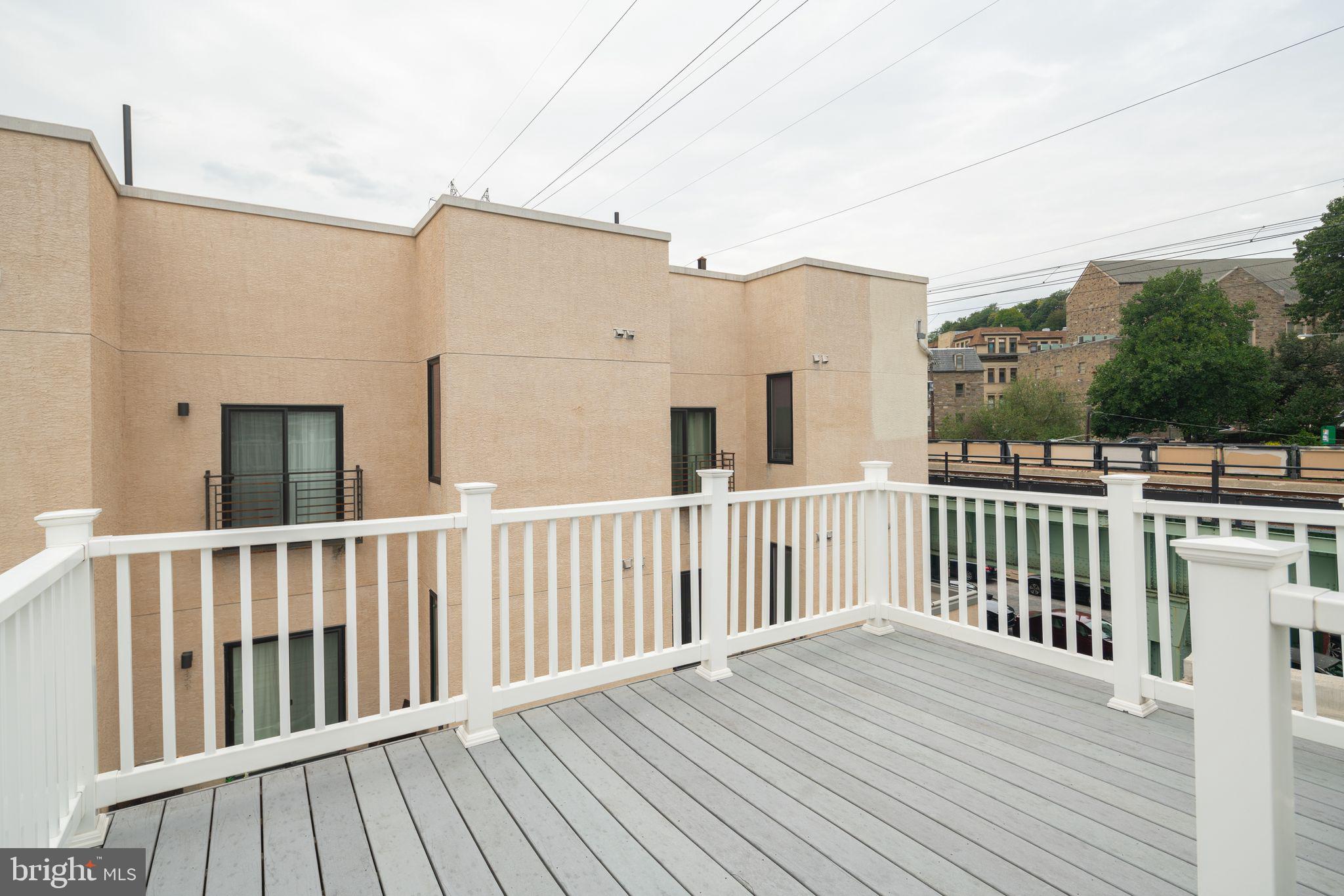 110 Roxborough Avenue Philadelphia, PA 19127 - Photo 18 of 25