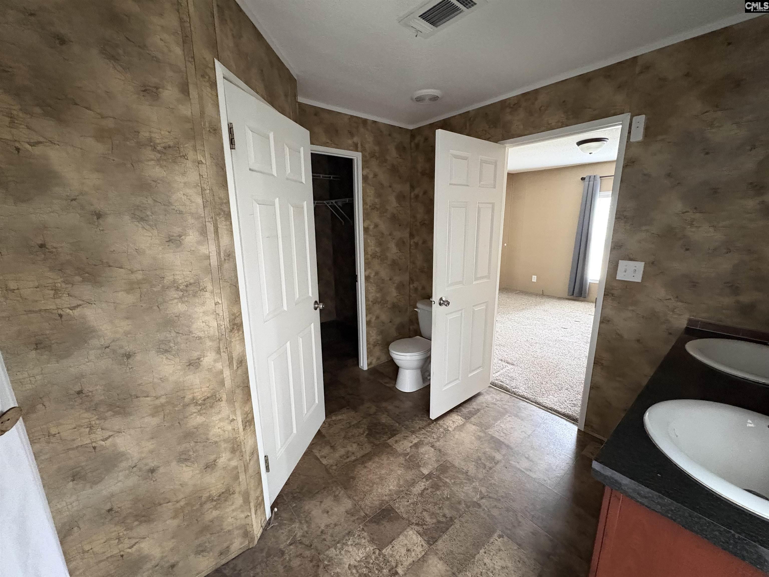 546 Gus Sturkie Road Swansea, SC 29160 - Photo 5 of 18