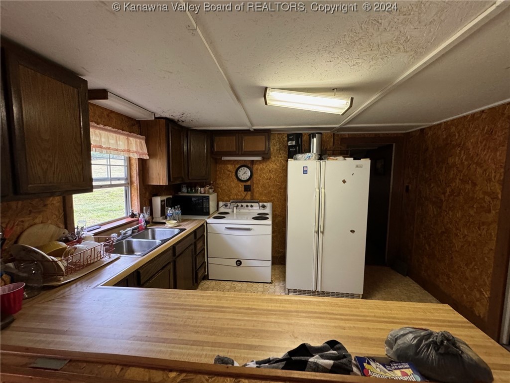 4986 Elk River Road Procious, WV 25164 - Photo 16 of 35 Gallery Image 16