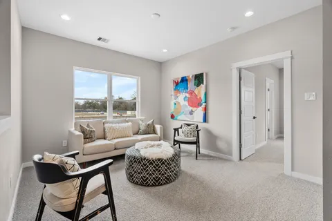 $369,900 | 5917 Wheatley Holw Lane, Houston, TX 77091
