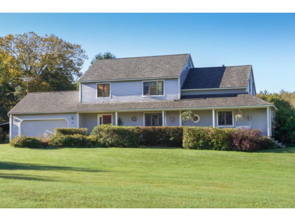 254 Old Farm Road Richmond, VT 05477 - Photo 2 of 36 Gallery Image 2
