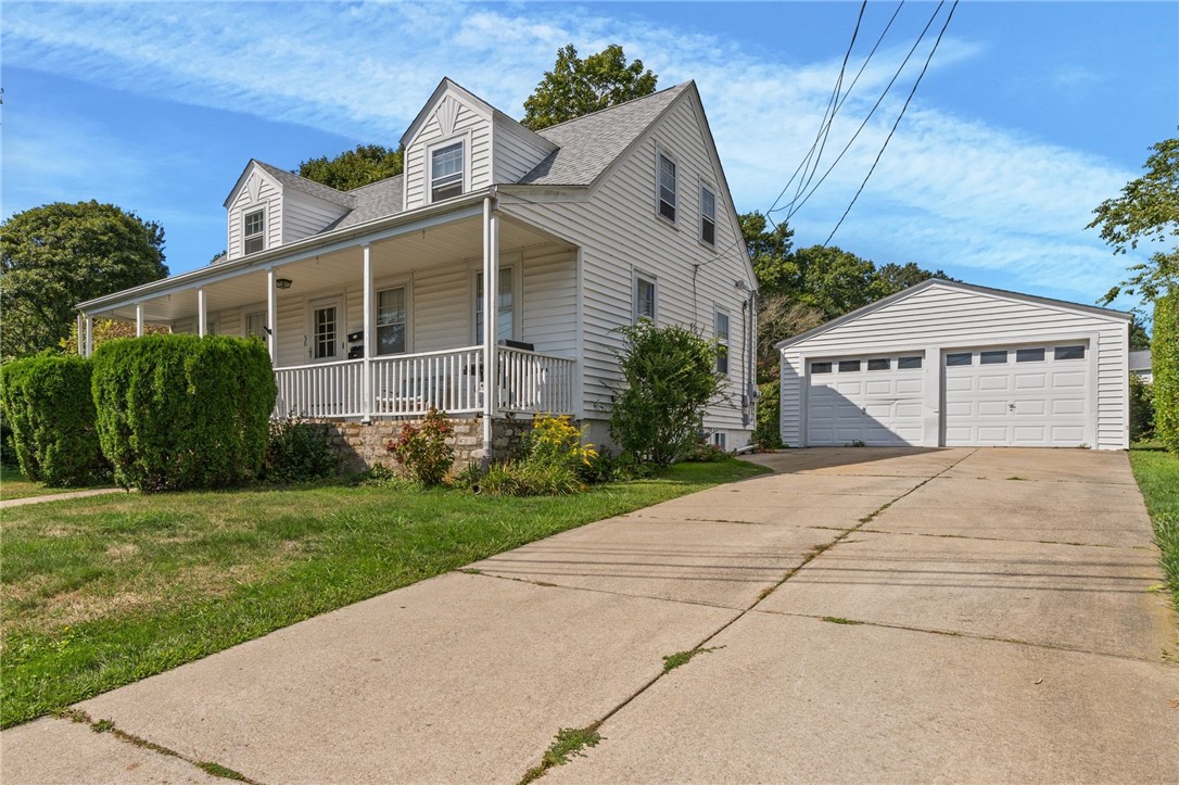 56 Ruggles Avenue, Unit 2 Newport, RI 02840 - Photo 6 of 27