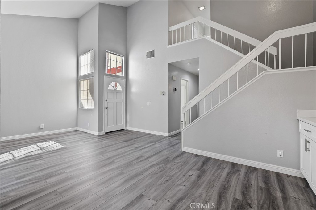 4 Gettysburg Irvine, CA 92620 - Photo 15 of 48 a view of an entryway with wooden floor