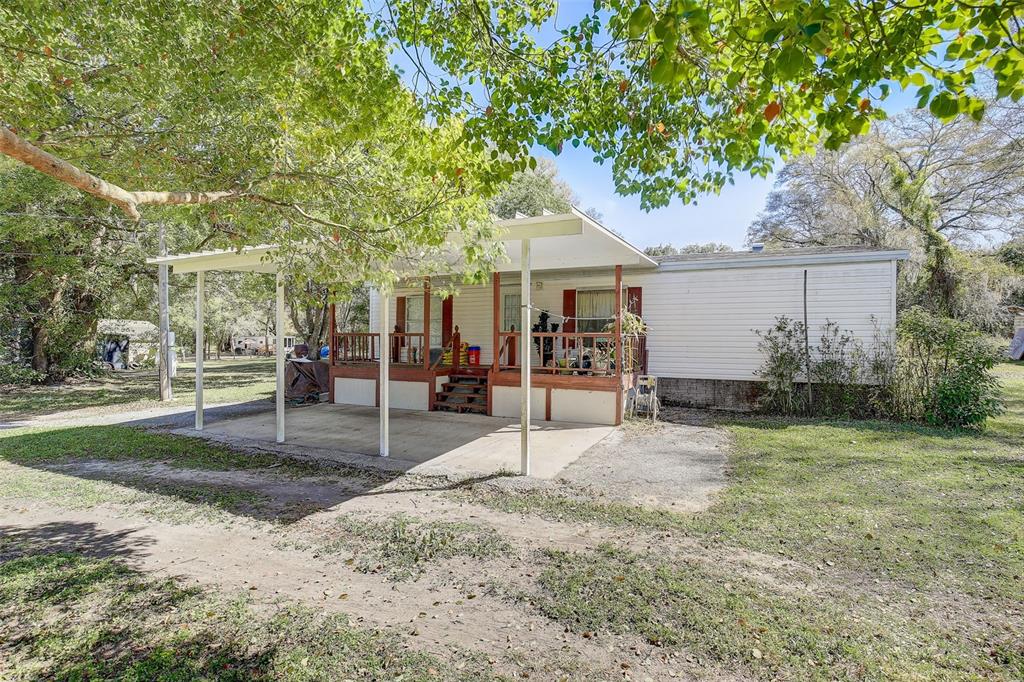 6734 Wire Road Zephyrhills, FL 33542 - Photo 5 of 13 Gallery Image 5