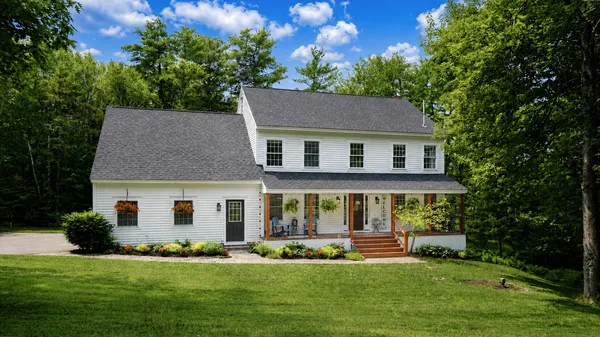 $949,000 | 20 Kimberley Circle, Brunswick, ME 04011