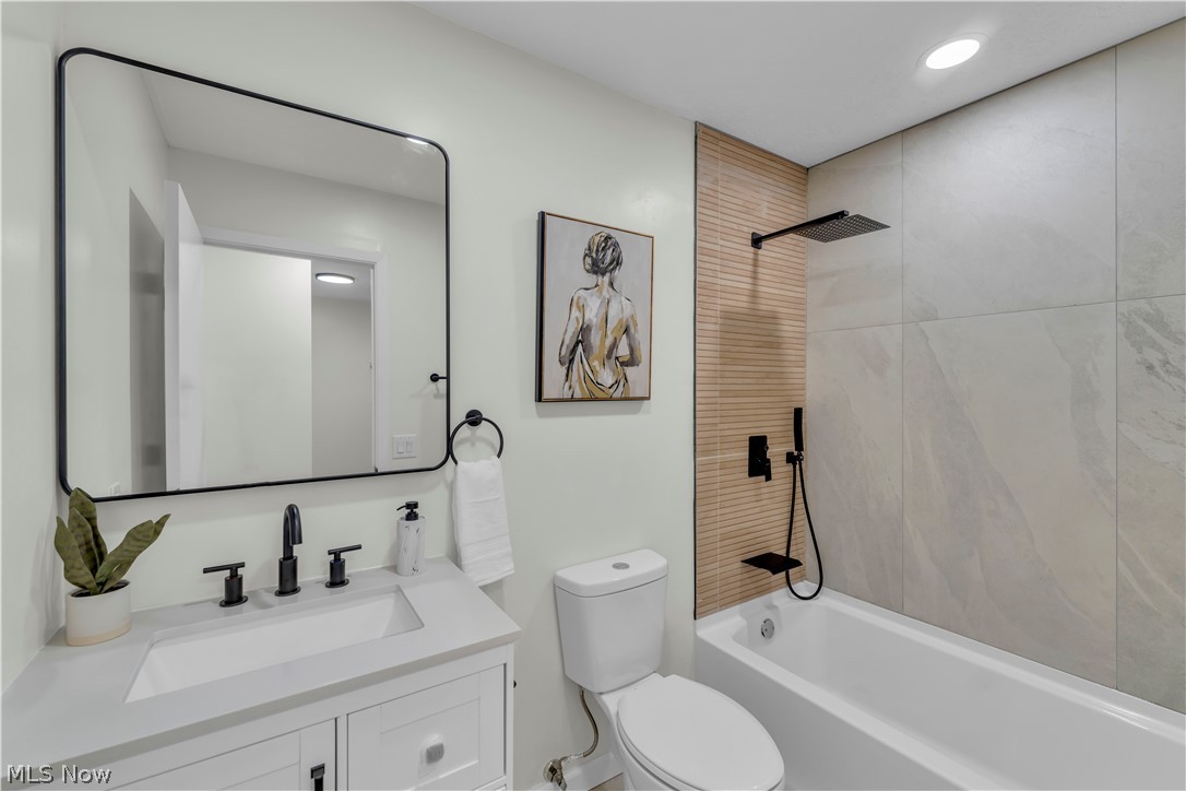10763 Gate Post Road Strongsville, OH 44149 - Photo 35 of 45 Bathroom