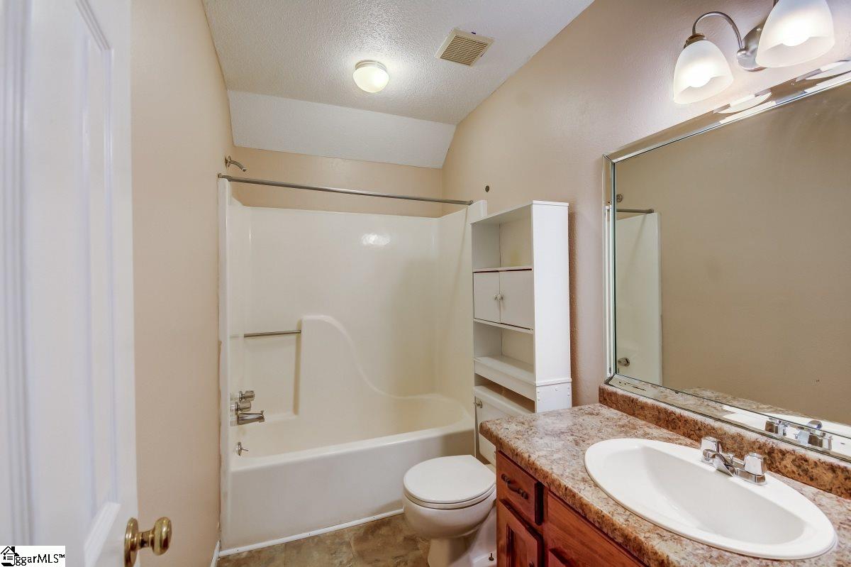 200 Spring View Lane Taylors, SC 29687 - Photo 16 of 22 Gallery Image 16