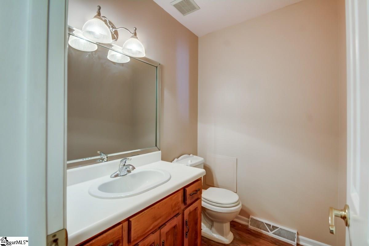 200 Spring View Lane Taylors, SC 29687 - Photo 9 of 22 Gallery Image 9