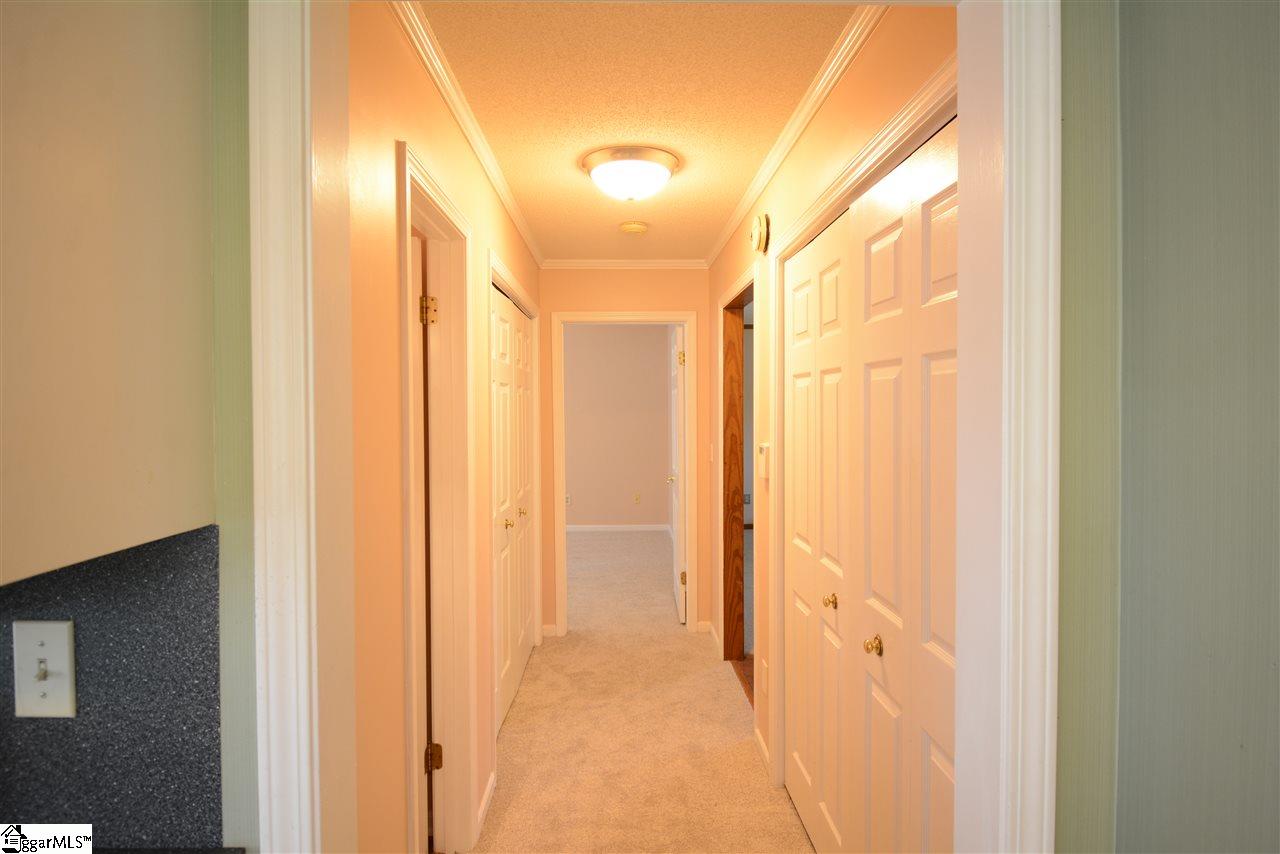 200 Spring View Lane Taylors, SC 29687 - Photo 10 of 22 Gallery Image 10