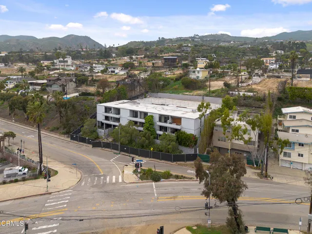 $699,999 | 16601 Marquez Avenue, Unit 101, Los Angeles, CA 90272