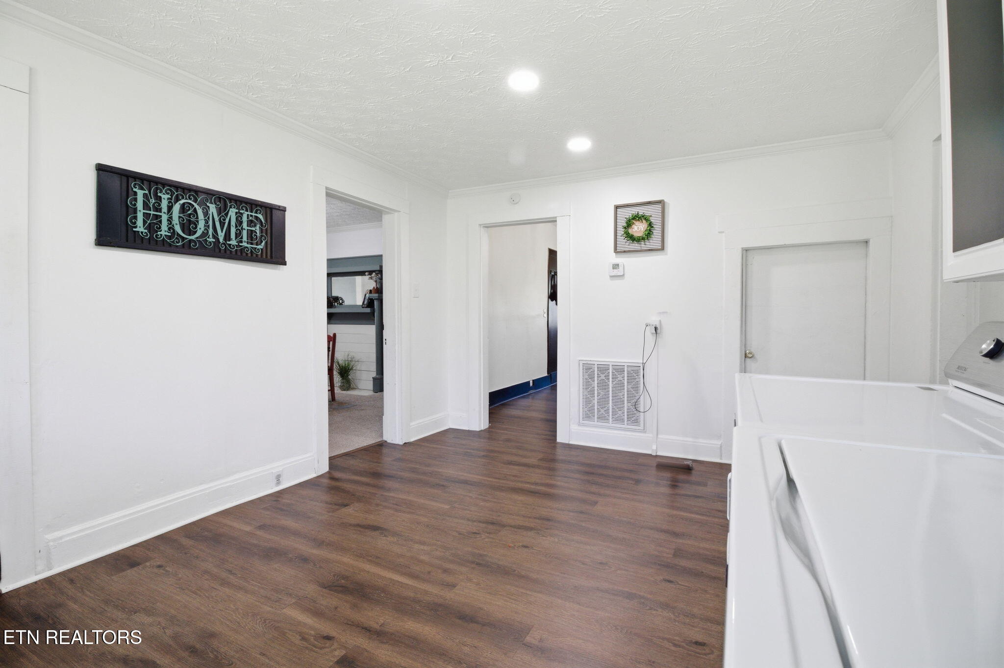 9427 Mascot Road Mascot, TN 37806 - Photo 30 of 37 16-web-or-mls-DZ3A9484