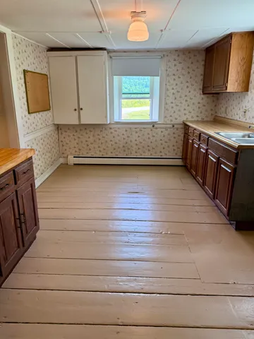 $375,000 | 622 South Main Street, Danby, VT 05739