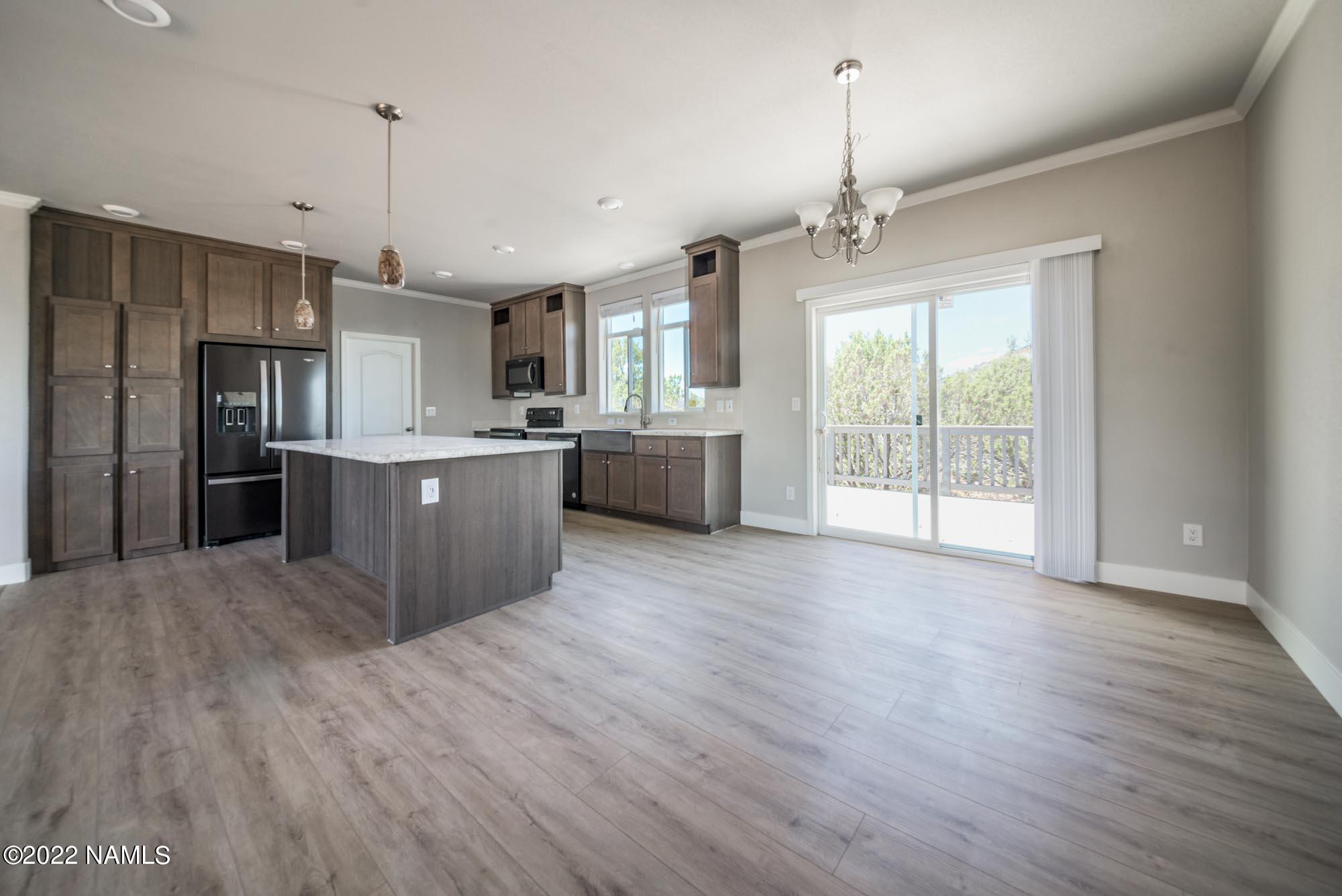 2030 East Fir Road Williams, AZ 86046 - Photo 4 of 46 2030 E Fir Williams 002