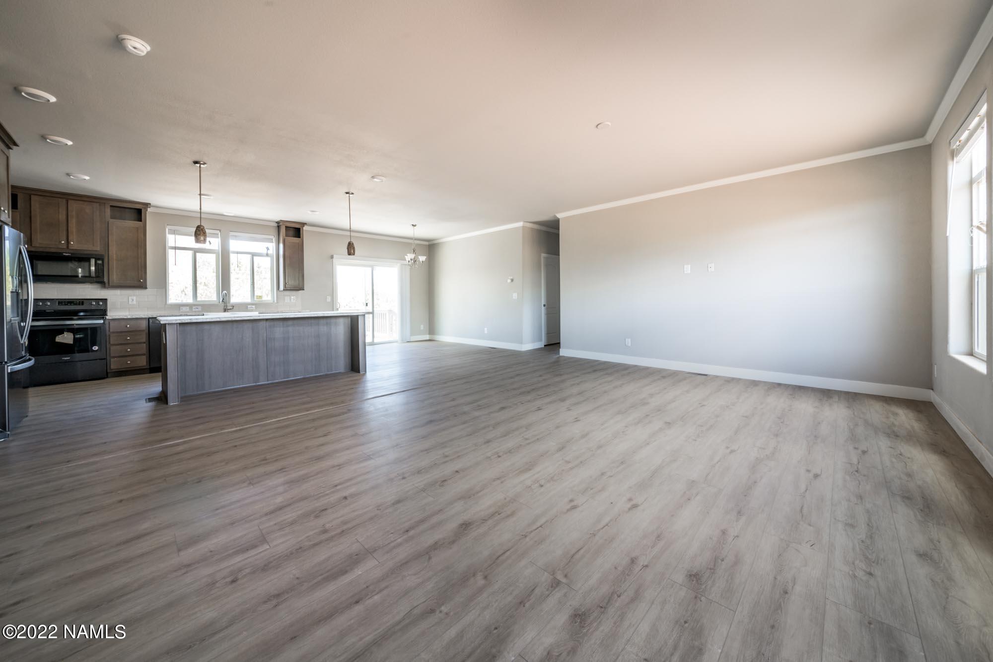 2030 East Fir Road Williams, AZ 86046 - Photo 5 of 46 2030 E Fir Williams 001