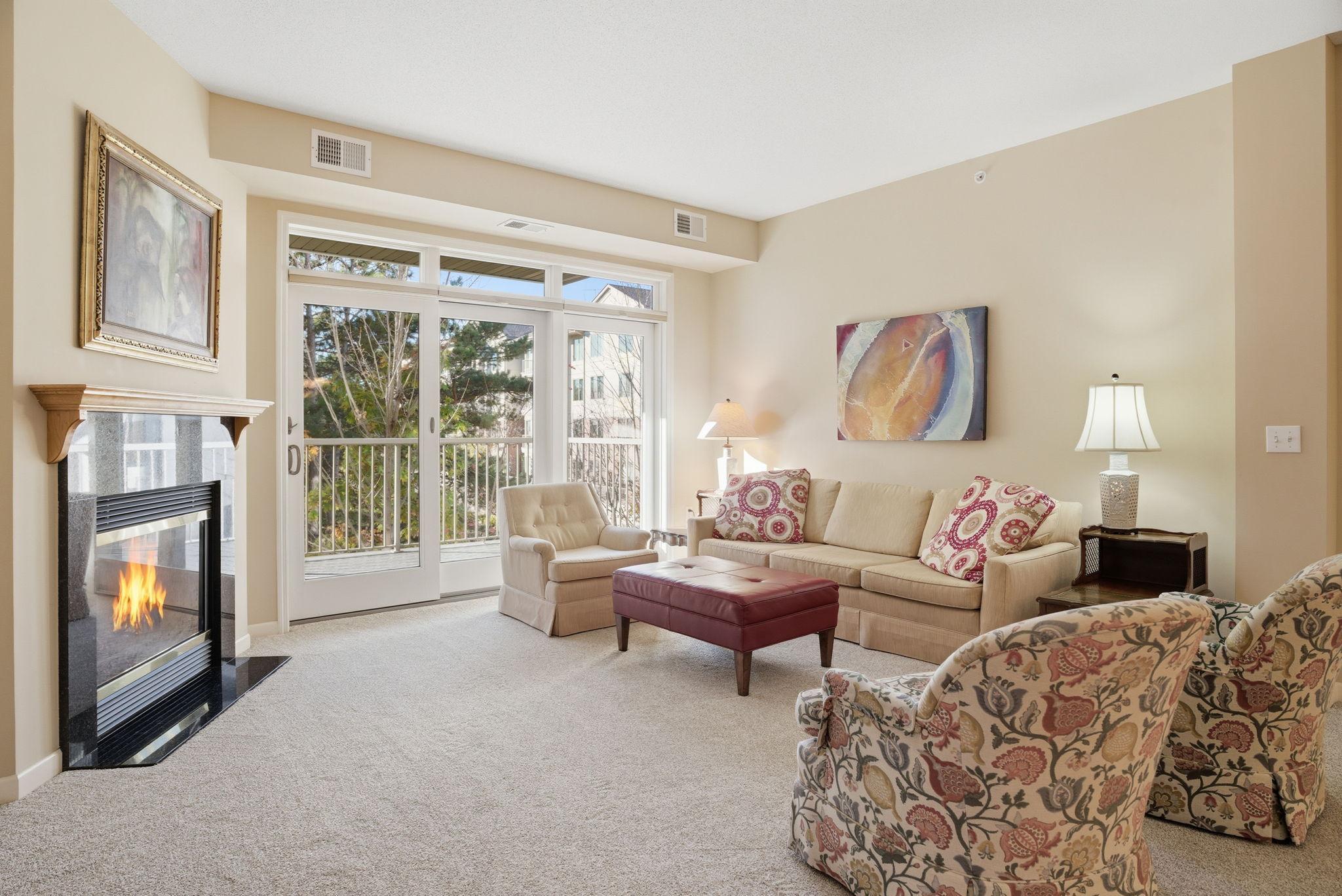5250 Grandview Square, Unit 2311 Edina, MN 55436 - Photo 1 of 10