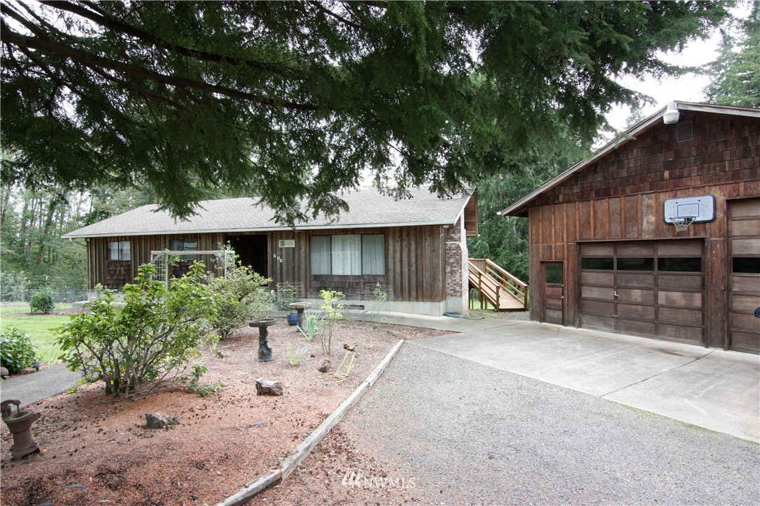 505 Melton Road Castle Rock, WA 98611 - Photo 1 of 38 Gallery Image 1