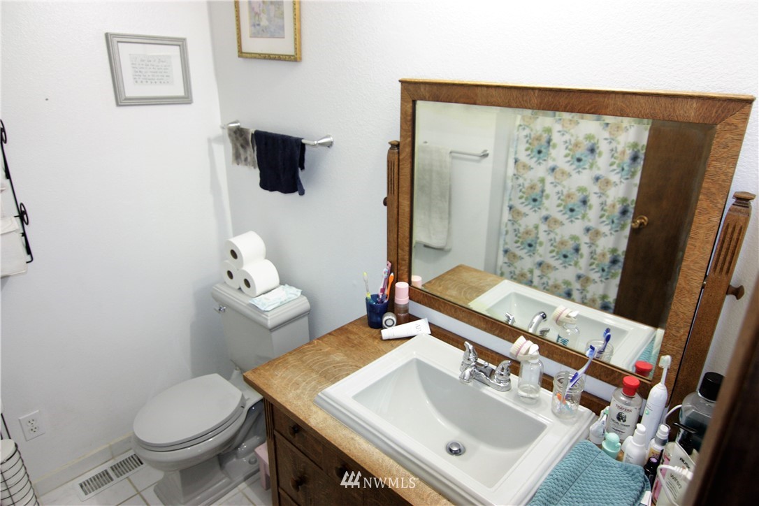505 Melton Road Castle Rock, WA 98611 - Photo 17 of 38 Gallery Image 17