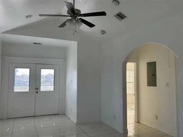 $1,200 | 13805 Renault Street, Houston, TX 77015