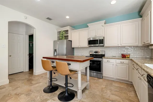 $2,500 | 5104 Coney Island Drive, Frisco, TX 75036