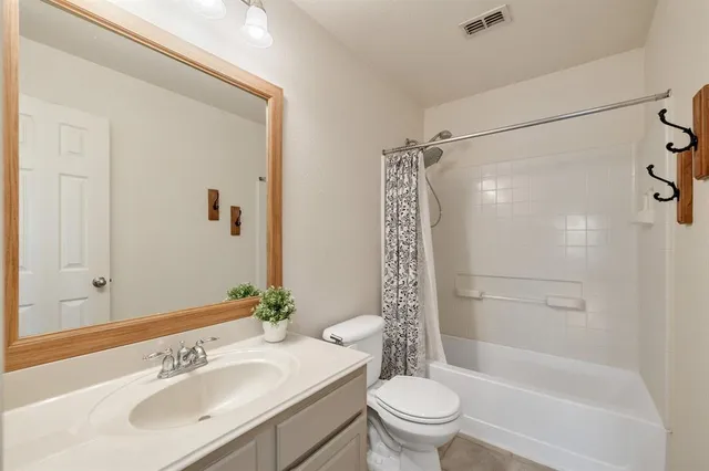 $2,500 | 5104 Coney Island Drive, Frisco, TX 75036