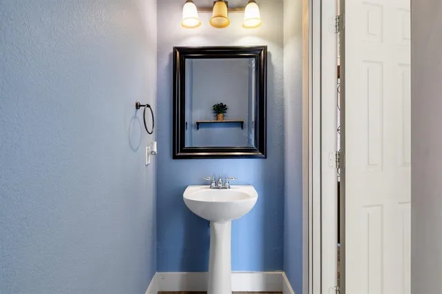 $2,500 | 5104 Coney Island Drive, Frisco, TX 75036