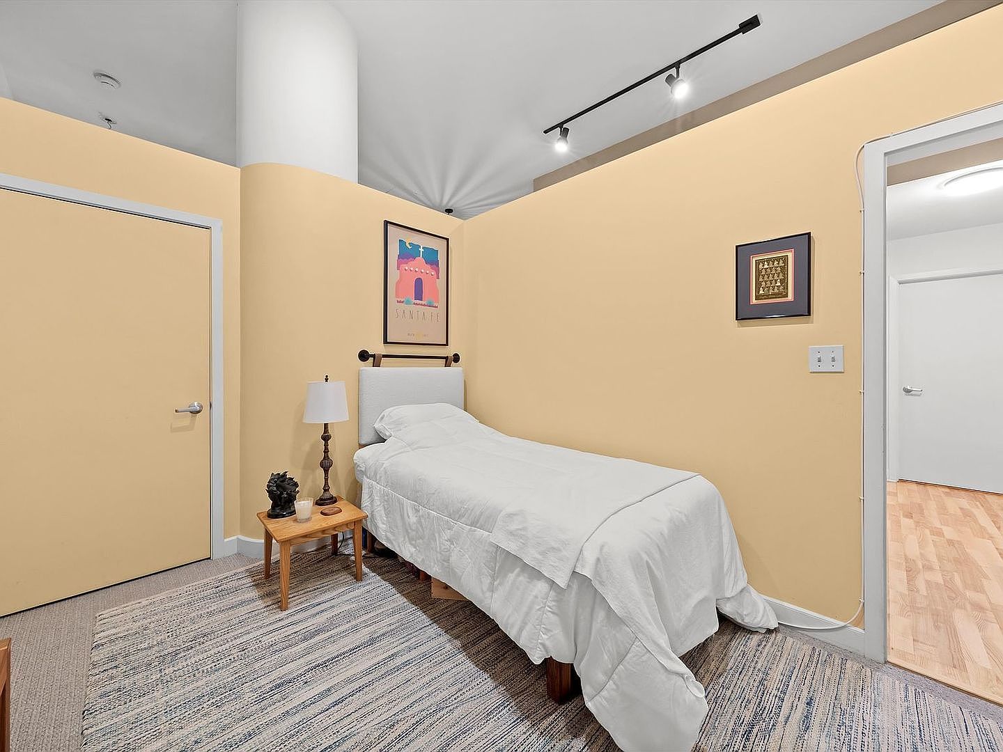 211 East Ohio Street, Unit 307 Chicago, IL 60611 - Photo 15 of 24