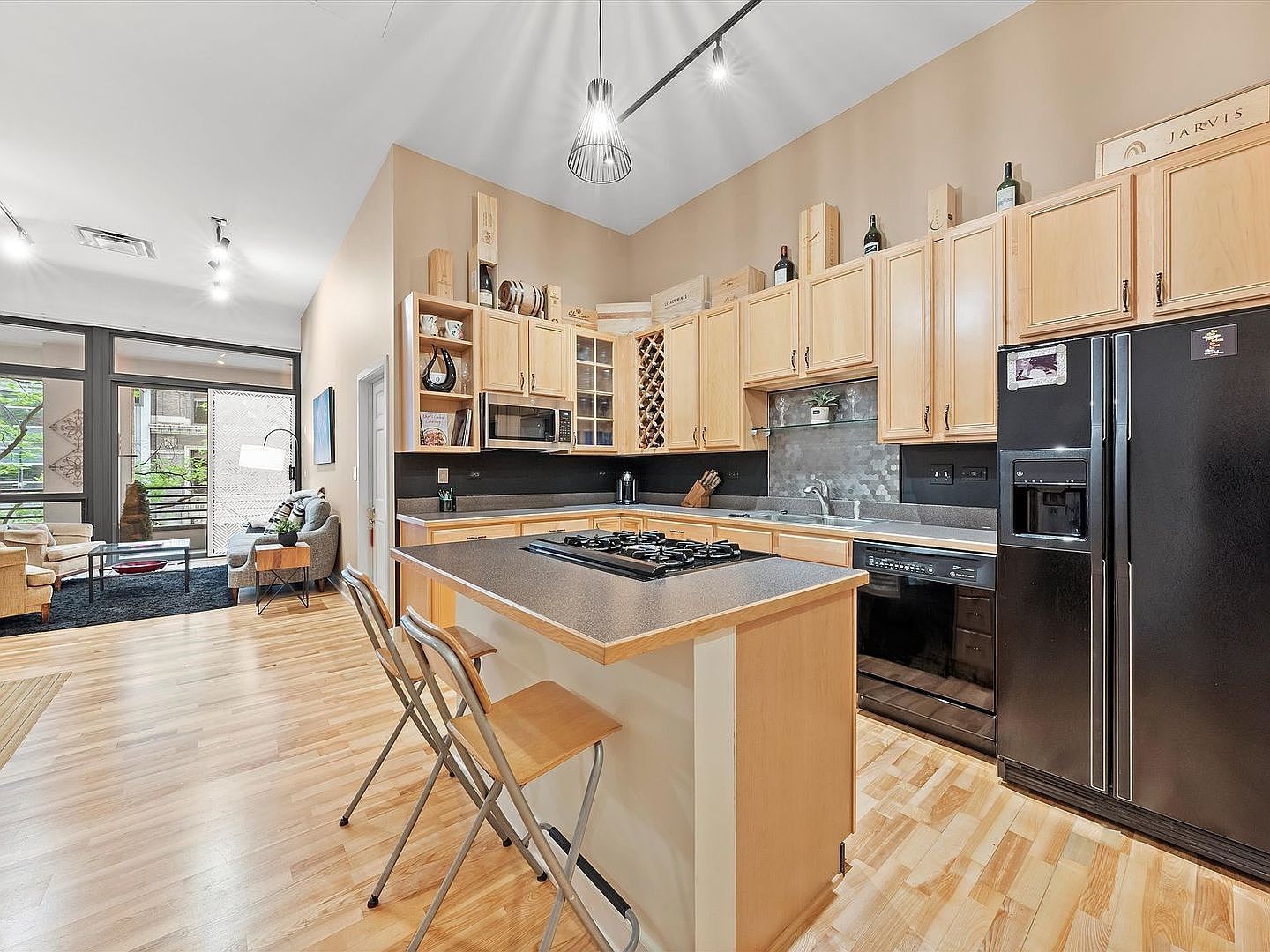 211 East Ohio Street, Unit 307 Chicago, IL 60611 - Photo 3 of 24