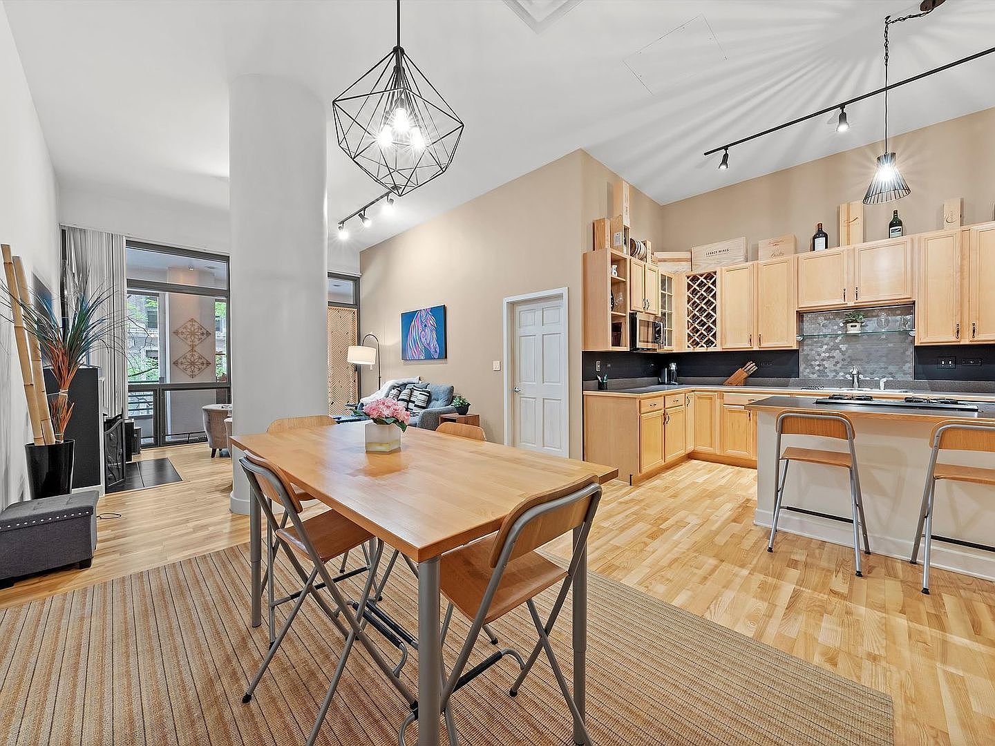 211 East Ohio Street, Unit 307 Chicago, IL 60611 - Photo 10 of 24