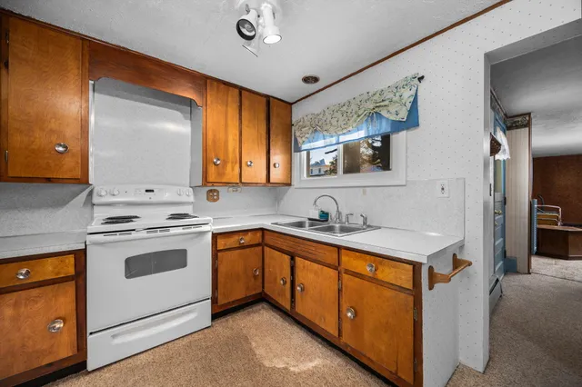 $130,000 | 245 Millbrook Road, Blanchard, MI 49310